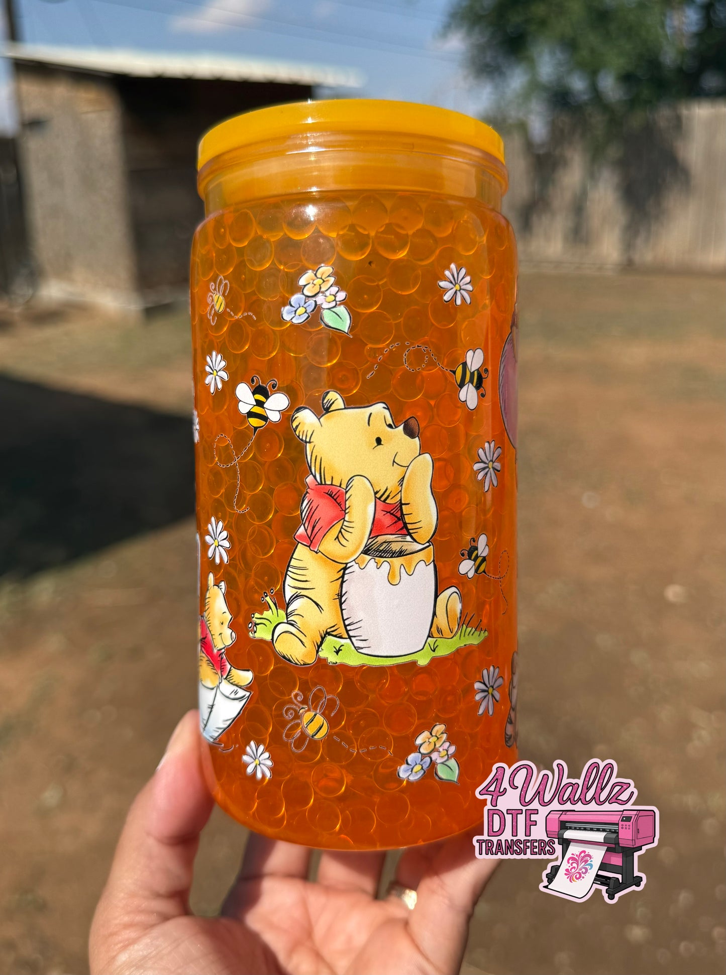 Pooh Honeycomb 16oz