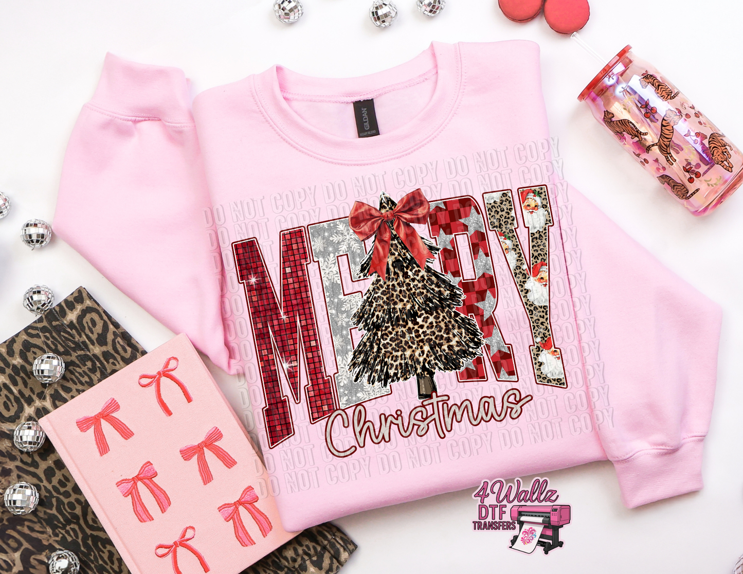 Merry Christmas Leopard